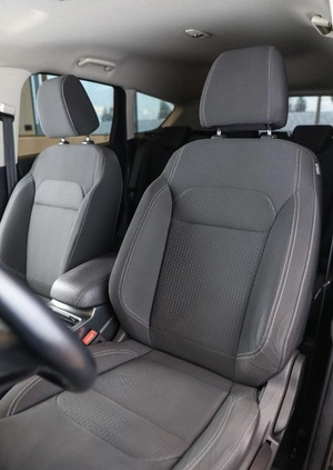 Ford Kuga cena 79850 przebieg: 82535, rok produkcji 2017 z Kalisz małe 596